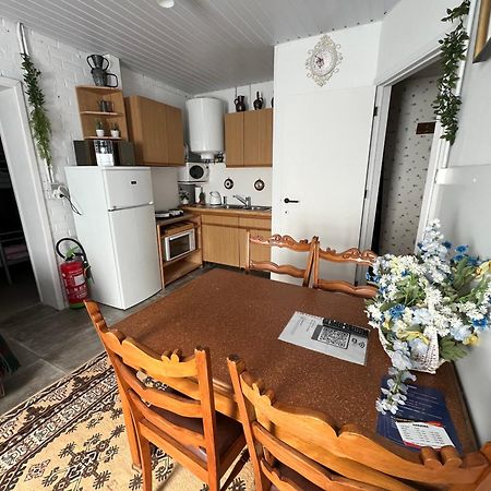 Le Petit Dome Villa Bièvre Exteriör bild